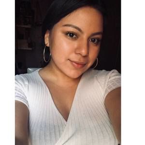 Meet your Posher, Alejandra